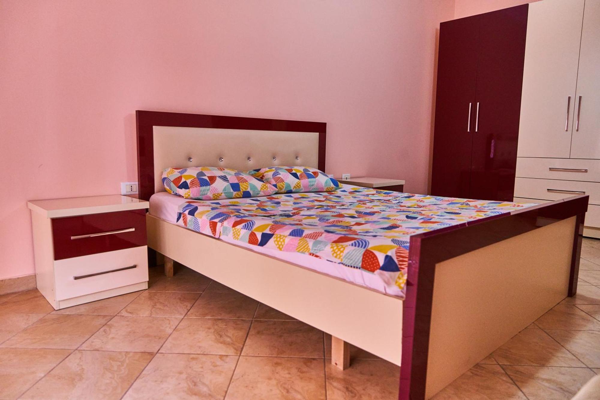 Kalpazo Home Skanderbeg Square Tiranë Eksteriør bilde