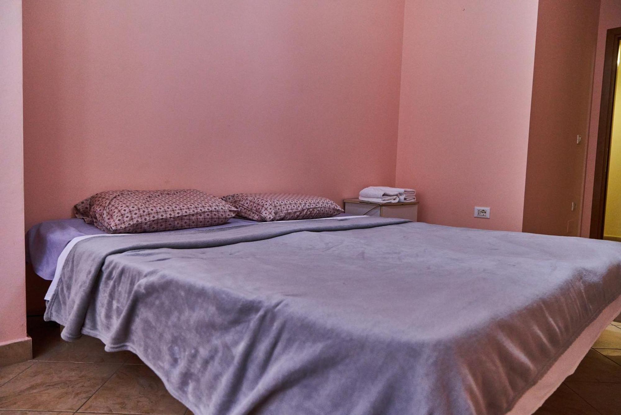 Kalpazo Home Skanderbeg Square Tiranë Eksteriør bilde