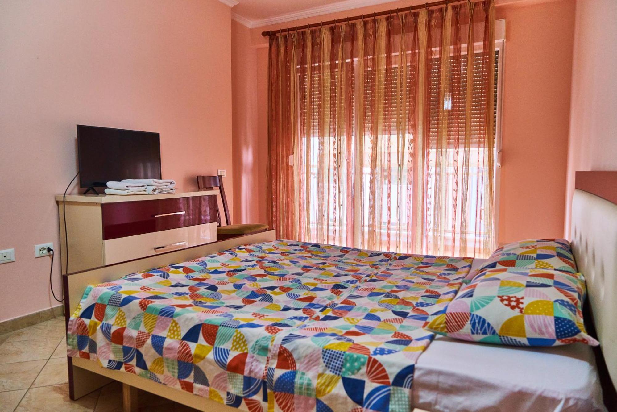Kalpazo Home Skanderbeg Square Tiranë Eksteriør bilde